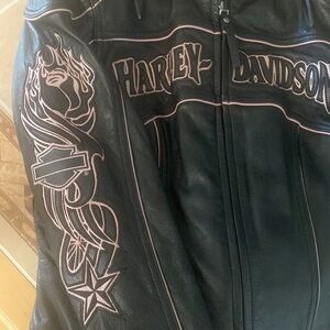 Women’s Harley Davidson Leather Jacket Pink Rose, petite Small EUC​​​​​​​​